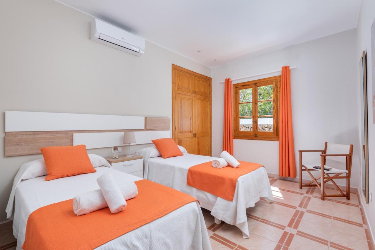 Villa Lali Arenal d'en Castell Esterno foto