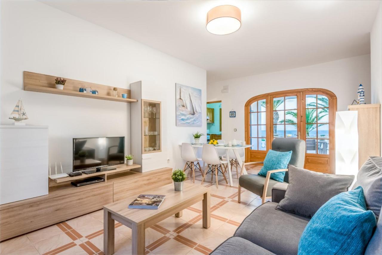 Villa Lali Arenal d'en Castell Esterno foto